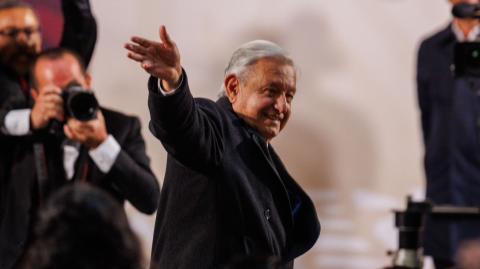 Andrés Manuel López Obrador aseguró la mañana de este lunes irse "muy contento" de la presidencia de México por los logros que asegura consiguió su gobierno y porque el martes entrega el relevo a su aliada Claudia Sheinbaum.