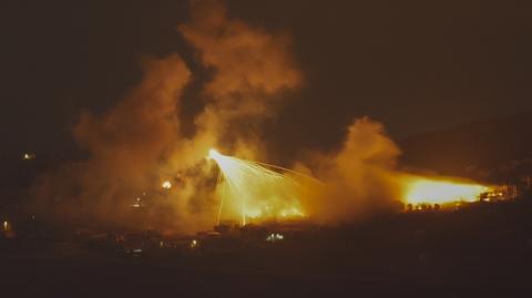 Bombardeo israelí en la frontera entre Israel y Líbano.