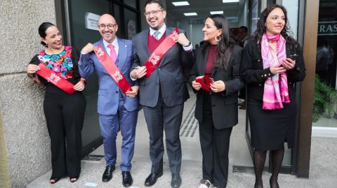 Carlos Martínez, titular del Infonavit, en la inauguración del Cesi Balderas.