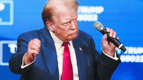 Republican presidential nominee former U.S. President Donald Trump dances during a town hall campaign event in Oaks, Pennsylvania, U.S., October 14, 2024.  REUTERS/David Muse