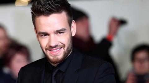 El cantante Liam Payne posa para los fotógrafos en el estreno mundial de la película "I am Bolt" en Londres