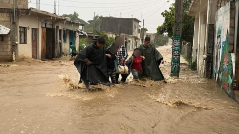 Nadine se degradó este domingo a baja presión remanente, pero dejó varias afectación en Chiapas.