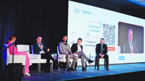 El panel “Sistemas de salud basados en datos”, en el segundo día del Roche Press Day, en Miami, abordó los retos de las nuevas tecnologías digitales, como la inteligencia artificial.