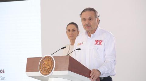 Octavio Romero, titular del Infonavit, en el inicio del programa de Vivienda para el Bienestar.