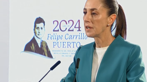 La presidenta de México, Claudia Sheinbaum, informó que las autoridades ya están realizando las investigaciones necesarias para determinar las causas y el móvil del asesinato del presidente municipal de Chilpancingo, Alejandro Arcos.

Para más información del tema, visita: https://www.eleconomista.com.mx/politica/sheinbaum-investiga-causas-y-movil-asesinato-alcalde-chilpancingo-20241007-728930.html
Twitter: https://twitter.com/eleconomista 
Sitio web: https://www.eleconomista.com.mx/ 
Facebook: https://www.facebook.com/ElEconomista.mx 

#ElEconomista #CapitalHumano #EETV