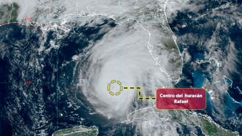 El SMN detalló en su pronóstico que "las bandas nubosas del sistema incrementarán la probabilidad de lluvias fuertes en Campeche, Quintana Roo y Yucatán".