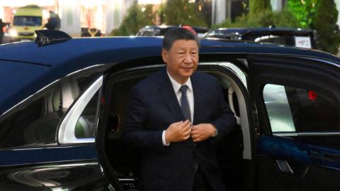 El presidente chino, Xi Jinping, ha avisado al presidente electo de Estados Unidos, Donald Trump, que su amenaza de imponer importaciones al gigante asiático tras su retorno a la Casa Blanca representa un retroceso histórico como ya ocurrió durante su primer mandato.