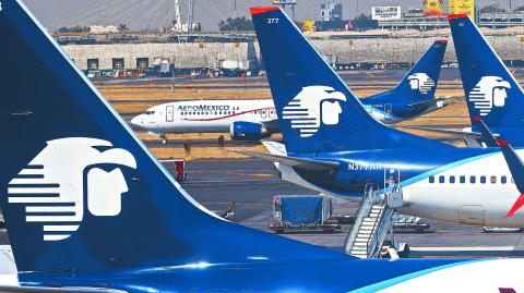 Las aerolíneas han tenido un buen desempeño en el 2024 en Bolsa a escala mundial. (Photo by David GANNON / AFP)