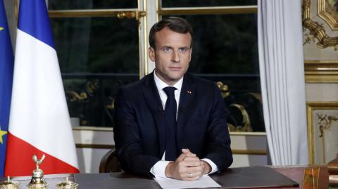 Macron rechazó esta semana las peticiones de dimisión para resolver la crisis política de Francia.

Para más información del tema, visita: https://www.eleconomista.com.mx/internacionales/macron-descarta-dimitir-y-prosigue-busqueda-gobierno-estable-francia-20241206-737265.html

¡Síguenos en nuestras redes sociales para mantenerte informado!

Twitter: https://twitter.com/eleconomista 
Facebook: https://www.facebook.com/ElEconomista.mx
Instagram: https://www.instagram.com/eleconomistamx
LinkedIn: https://www.linkedin.com/company/el-economista/

#ElEconomista #EETV