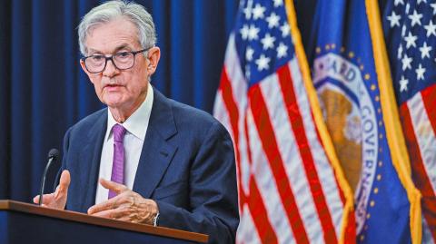 FILE PHOTO: U.S. Federal Reserve Chair Jerome Powell speaks during a press conference following a two-day meeting of the Federal Open Market Committee on interest rate policy in Washington, U.S., November 7, 2024. REUTERS/Annabelle Gordon/File Photo