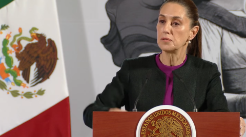 La presidenta de México, Claudia Sheinbaum, reiteró que cualquier relación con el gobierno estadounidense estará basada en el respeto a la soberanía nacional y en términos de igualdad.

Para más información del tema, visita: https://www.eleconomista.com.mx/politica/sheinbaum-asegura-relacion-nuevo-embajador-eu-sera-basada-respeto-soberania-mexico-20241211-737902.html
Twitter: https://twitter.com/eleconomista 
Sitio web: https://www.eleconomista.com.mx/ 
Facebook: https://www.facebook.com/ElEconomista.mx 

#ElEconomista #CapitalHumano #EETV