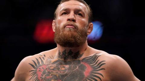 El luchador irlandés de artes marciales mixtas Conor McGregor llegó a un acuerdo preliminar para pelear contra el influencer estadounidense convertido en púgil Logan Paul en un combate de boxeo de exhibición, dijo el excampeón de la UFC en las redes sociales este martes.

Para más información del tema, visita: https://www.eleconomista.com.mx/deportes/conor-mcgregor-pacta-pelea-box-logan-paul-india-20241217-738722.html

¡Síguenos en nuestras redes sociales para mantenerte informado!

Twitter: https://twitter.com/eleconomista 
Facebook: https://www.facebook.com/ElEconomista.mx
Instagram: https://www.instagram.com/eleconomistamx
LinkedIn: https://www.linkedin.com/company/el-economista/

#ElEconomista #EETV