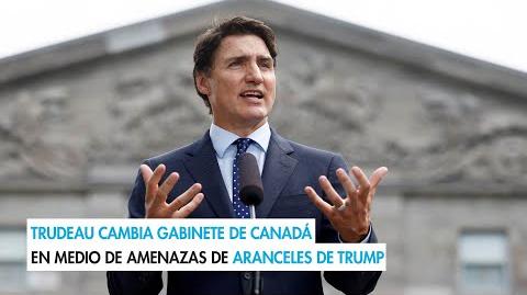 Trudeau, del partido Liberales, enfrenta su mayor crisis política desde su llegada al poder hace nueve años, con una minoría en el parlamento, la pérdida de su aliado de izquierda y un descontento creciente en el seno de su propia bancada.

Para más información del tema, visita: https://www.eleconomista.com.mx/internacionales/trudeau-cambia-gabinete-canada-medio-amenazas-aranceles-trump-20241220-739216.html

¡Síguenos en nuestras redes sociales para mantenerte informado!

Twitter: https://twitter.com/eleconomista 
Facebook: https://www.facebook.com/ElEconomista.mx
Instagram: https://www.instagram.com/eleconomistamx
LinkedIn: https://www.linkedin.com/company/el-economista/

#ElEconomista #EETV