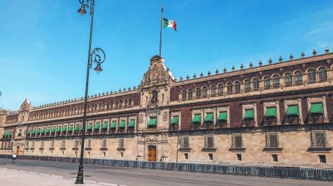 Desde Palacio Nacional confirmaron cambios electorales y en materia energética. Foto: Shutterstock