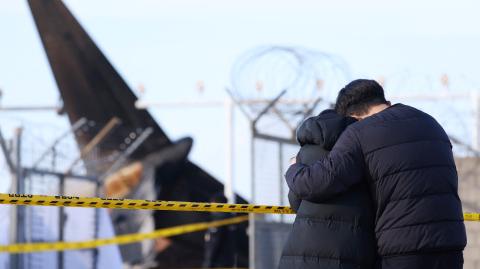 En el siniestro ocurrido el domingo en el aeropuerto de Muan, en el suroreste de Corea del Sur, un Boeing 737-800 con 181 personas a bordo-