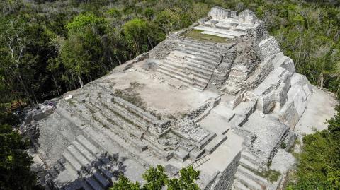 Las cúspides de las edificaciones de Ichkabal son de más de 40 metros de altura.