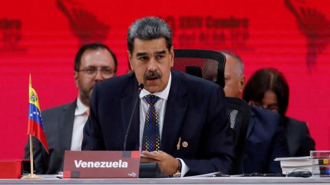 La reelección de Maduro -proclamado vencedor por el Consejo Nacional Electoral (CNE), acusado de servir al gobernante chavismo- es cuestionada por la oposición, que sostiene que González Urrutia arrasó con más de 70% de los votos.