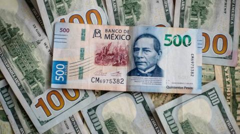 La divisa local se depreció afectada por el avance global del billete verde, mientras el mercado se alistaba para conocer cifras clave de inflación en Estados Unidos.