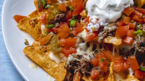 nachos con arrachera.