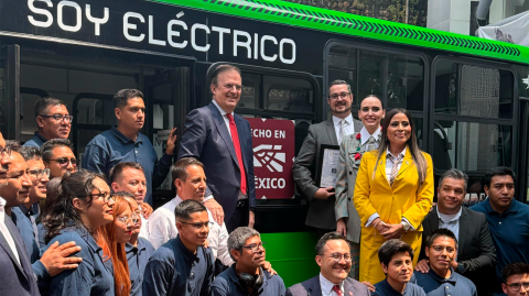 Primer autobús eléctrico mexicano.