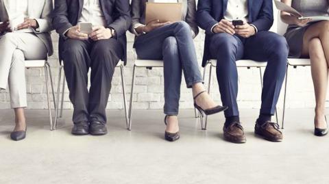 A decir de especialistas en reclutamiento, existe una cantidad de puestos de trabajo en el país que siguen mostrando una alta oferta de vacantes.

Para más información del tema, visita: https://www.eleconomista.com.mx/capital-humano/aranceles-5-empleos-mayor-demanda-mexico-20250422-755313.html

¡Síguenos en nuestras redes sociales para mantenerte informado!

Twitter: https://twitter.com/eleconomista 
Facebook: https://www.facebook.com/ElEconomista.mx
Instagram: https://www.instagram.com/eleconomistamx
LinkedIn: https://www.linkedin.com/company/el-economista/

#ElEconomista #EETV