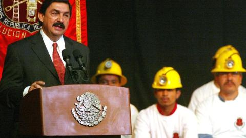 La versión del laudo establece que el Sindicato debe pagar también los rendimientos que se hayan ganado en los bancos en los que estuvieron depositados los 55 millones de dólares.