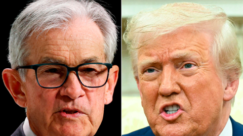El presidente de Estados Unidos, Donald Trump, calificó este jueves de "tonto" al titular de la Fed, Jerome Powell, después que el organismo decidiera mantener las tasas y advirtiera sobre riesgos más elevados de que la inflación escape a sus objetivos.