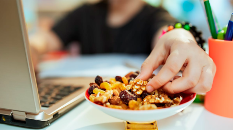 Comida entre horas.