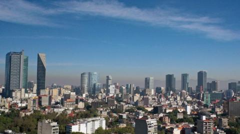 Más de 2,165 metros cuadrados fueron expropiados por la administración encabezada por la jefa de Gobierno, Clara Brugada 

Para más información del tema, visita: https://www.eleconomista.com.mx/econohabitat/expropiaciones-cdmx-plan-clara-brugada-transformar-acceso-vivienda-20250516-759329.html 

¡Síguenos en nuestras redes sociales para mantenerte informado! 

Twitter: https://twitter.com/eleconomista 
Facebook: https://www.facebook.com/ElEconomista.mx 
Instagram: https://www.instagram.com/eleconomistamx 
LinkedIn: https://www.linkedin.com/company/el-economista/ 

#ElEconomista #EETV