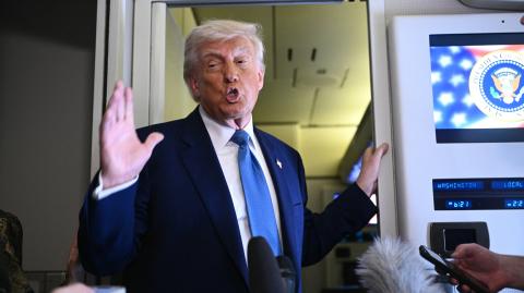 Trump cesó a Comey en mayo de 2017, en medio de una investigación sobre los presuntos vínculos del presidente con una trama rusa para manipular las elecciones.