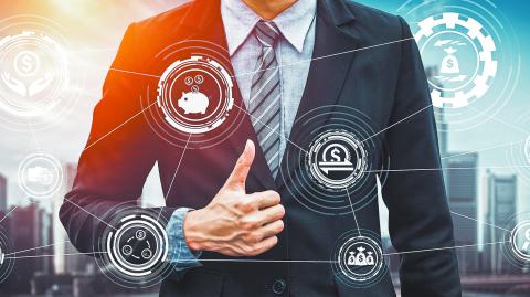 as empresas que deseen capitalizar el potencial de la IA deben evaluar opciones, considerar los requisitos de sus soluciones y capacidades de sus datos con una estrategia que agregue valor y se integre en los procesos de negocio.