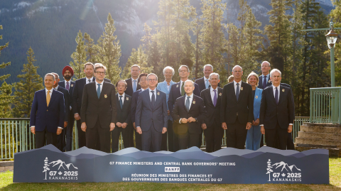 Los líderes financieros del G7 se reúnen en las Montañas Rocosas de Canadá,
