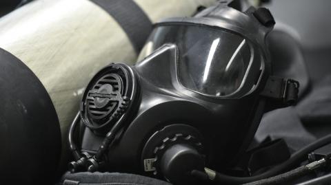 La guerra en Sudán estalló en abril de 2023 a raíz de una lucha de poder entre el Ejército y las Fuerzas de Apoyo Rápido.

Para más información del tema, visita: https://www.eleconomista.com.mx/internacionales/eu-impondra-sanciones-sudan-descubrir-gobierno-armas-quimicas-20250522-760320.html

¡Síguenos en nuestras redes sociales para mantenerte informado!

Twitter: https://twitter.com/eleconomista 
Facebook: https://www.facebook.com/ElEconomista.mx
Instagram: https://www.instagram.com/eleconomistamx
LinkedIn: https://www.linkedin.com/company/el-economista/

#ElEconomista #EETV
