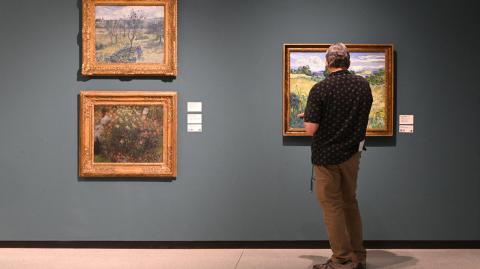 La ley HEAR reflejaba el "compromiso inquebrantable de apoyar a los supervivientes del Holocausto y garantizar justicia para las familias cuyas obras de arte fueron saqueadas por los nazis.