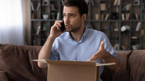 Entre las quejas más frecuentes de los consumidores se encuentra que los productos no lleguen a su destino, pero no te preocupes, porque aquí te decimos qué hacer.

Para más información del tema, visita: https://www.eleconomista.com.mx/empresas/hot-sale-2025-reclamar-llega-pedido-esto-dice-profeco-20250525-760511.html

¡Síguenos en nuestras redes sociales para mantenerte informado!

Twitter: https://twitter.com/eleconomista 
Facebook: https://www.facebook.com/ElEconomista.mx
Instagram: https://www.instagram.com/eleconomistamx
LinkedIn: https://www.linkedin.com/company/el-economista/
T

#ElEconomista #EETV