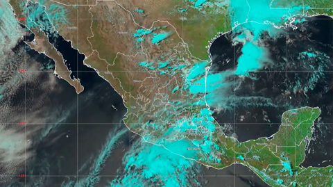 El centro de la depresión tropical Uno-E se ubica aproximadamente a 720 kilómetros (km) al sur-suroeste de Zihuatanejo, Guerrero, reportó el Servicio Meteorológico Nacional.

Para más información del tema, visita: https://www.eleconomista.com.mx/arteseideas/formo-depresion-tropical-e-sur-costas-guerrero-smn-20250528-761169.html

¡Síguenos en nuestras redes sociales para mantenerte informado!

Twitter: https://twitter.com/eleconomista 
Facebook: https://www.facebook.com/ElEconomista.mx
Instagram: https://www.instagram.com/eleconomistamx
LinkedIn: https://www.linkedin.com/company/el-economista/

#ElEconomista #EETV