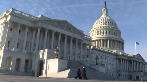 Una corte estadounidense especializada en comercio internacional bloqueó este miércoles los aranceles "recíprocos" de al menos 10% que el presidente Donald Trump impuso a los productos que entran en el país, por considerar que solo el Congreso puede hacerlo.