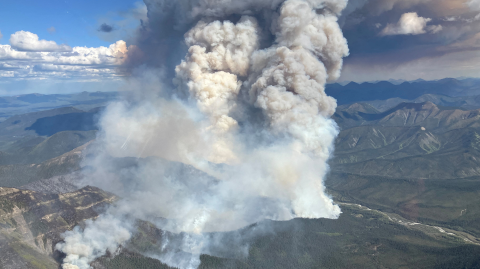 Incendio en las inmediaciones de British Columbia, Canadá.