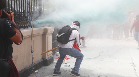 Disturbios en la Secretaria de Gobernación en CDMX por parte de integrantes de la CNTE.