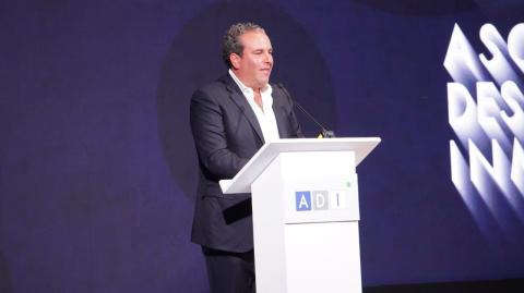 ADI afirma que tramitología y falta de coordinación institucional provocan incertidumbre jurídica en México.
