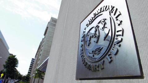 El FMI prevé que la economía hondureña crezca un 3.5% este año tras expandirse un 3.6% en 2024.

Para más información del tema, visita: https://www.eleconomista.com.mx/economia/fmi-desembolsara-160-millones-dolares-honduras-20250611-763293.html

¡Síguenos en nuestras redes sociales para mantenerte informado!

Twitter: https://twitter.com/eleconomista 
Facebook: https://www.facebook.com/ElEconomista.mx
Instagram: https://www.instagram.com/eleconomistamx
LinkedIn: https://www.linkedin.com/company/el-economista/

#ElEconomista #EETV  #FMI