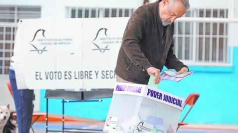 Descripción automática