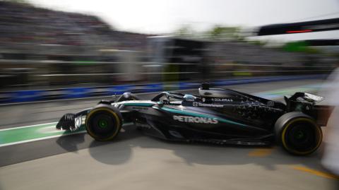 El piloto británico George Russell lideró la segunda sesión de prácticas en el Circuito Gilles-Villeneuve. Foto: Reuters