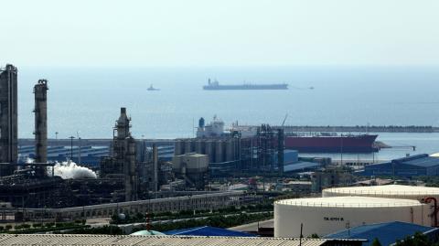 Vista general de las instalaciones del yacimiento de gas South Pars.