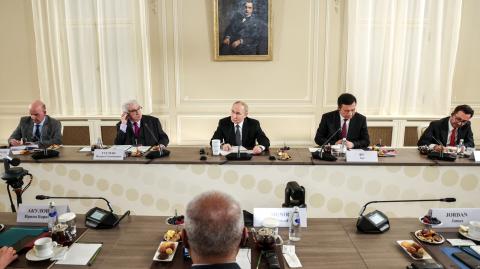 El presidente ruso afirmó que Irán no ha solicitado ayuda a Rusia para fortalecerse ante Israel.