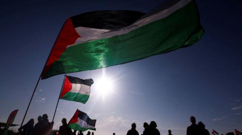 La Fundación Humanitaria de Gaza declinó hacer comentarios sobre la financiación estadounidense o las preocupaciones de algunos funcionarios estadounidenses sobre la operación.