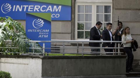 La Comisión Nacional Bancaria y de Valores (CNBV) determinó este jueves, la intervención temporal de dos instituciones bancarias: CIBanco e Intercam.