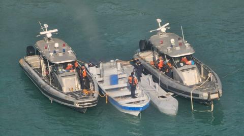 La nave fue hallada cerca de Santa Marta y no tenía drogas en su interior, pero la Armada considera que los traficantes realizaban pruebas antes de usarla.