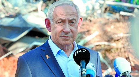 Hamás ha insistido repetidamente en exigir la retirada israelí de Gaza y una recuperación de la gestión de la ayuda humanitaria por parte de la ONU.

Para más información del tema, visita: https://www.eleconomista.com.mx/internacionales/netanyahu-dispuesto-negociar-alto-fuego-permanente-gaza-20250710-767650.html

¡Síguenos en nuestras redes sociales para mantenerte informado!

Twitter: https://twitter.com/eleconomista 
Facebook: https://www.facebook.com/ElEconomista.mx
Instagram: https://www.instagram.com/eleconomistamx
LinkedIn: https://www.linkedin.com/company/el-economista/

#ElEconomista #EETV
