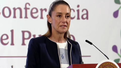 La presidenta de México, Claudia Sheinbaum, confirmó este lunes que ya se instaló una mesa de trabajo bilateral con el Gobierno de Estados Unidos luego de que la administración de Donald Trump enviara una carta al país—y a otros— donde se informó sobre un arancel nuevo a productos mexicanos a partir del 1 de agosto próximo.